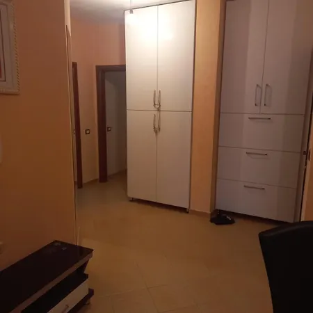 Klajdi Appartamento *